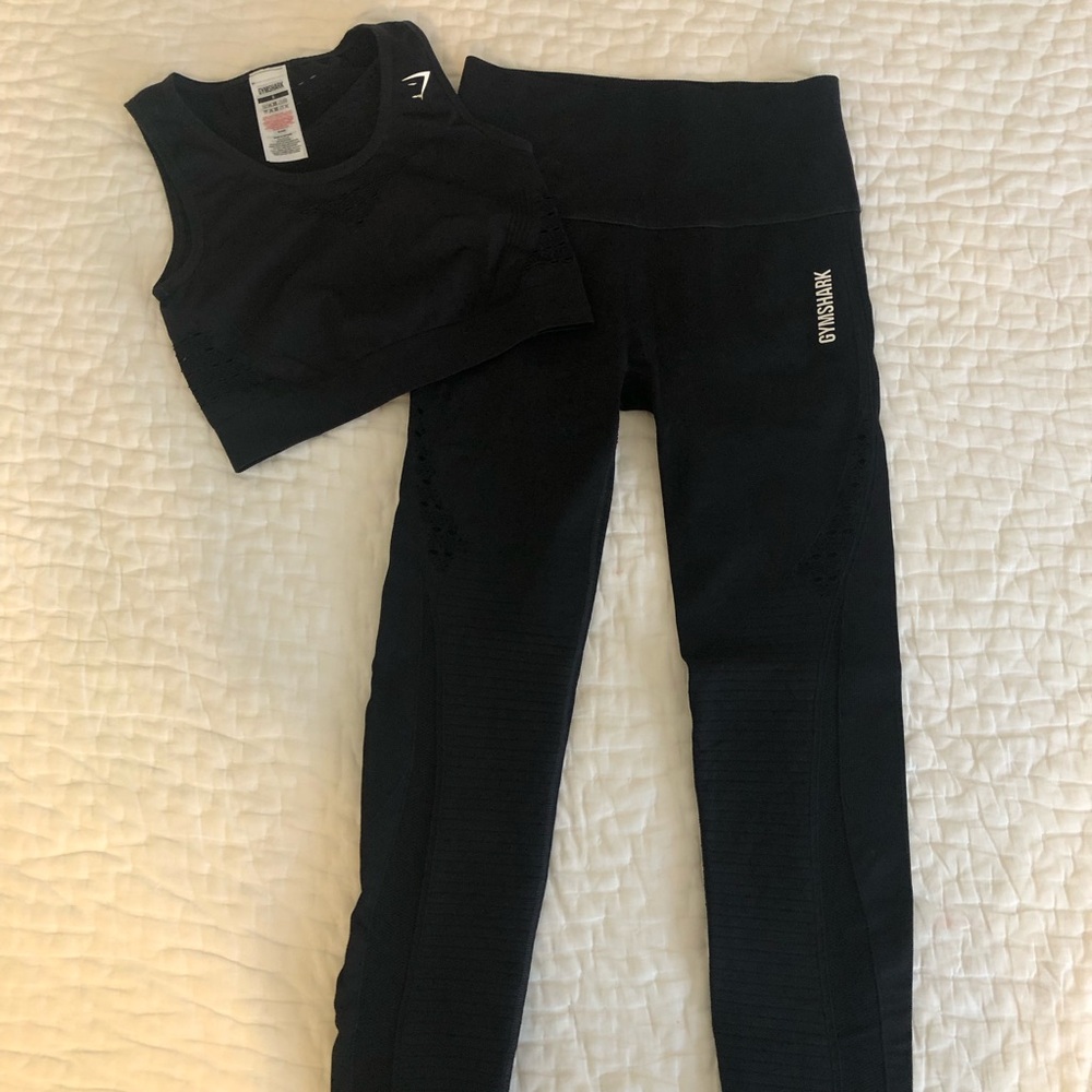 Gymshark set, Black, Size S